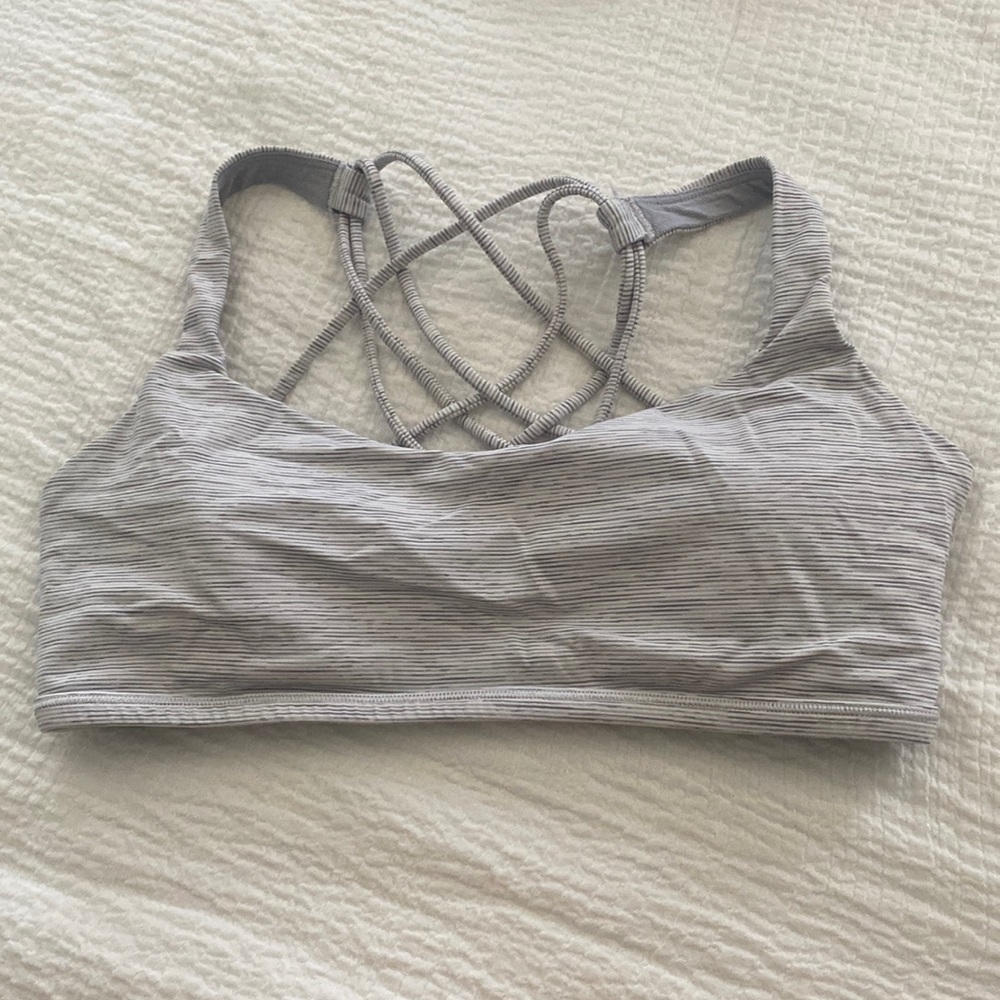 Lululemon free to be wild bra